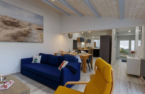 Les Mathes Apartment | Nice apartment for 6 guests with WIFI, TV, terrace and parking