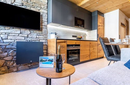 Tignes Apartment | Nice apartment for 4 guests with WIFI, TV and balcony