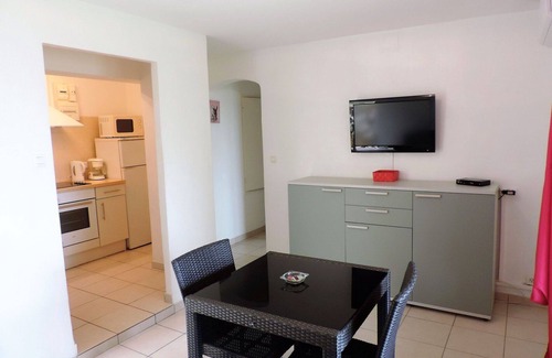 Partinello Apartment | Nice apartment for 4 people with WIFI, A/C, TV, patio, pets allowed and panoramic view