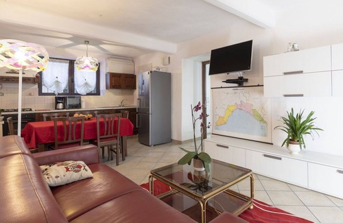 Vendone Apartment | Nice apartment for 6 guests with A/C, WIFI, TV, terrace, pets allowed and parking