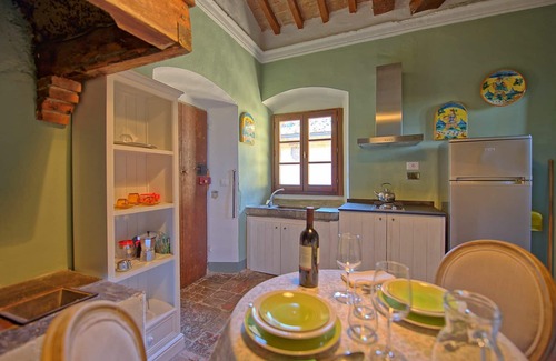 Montespertoli Other | Nice apartment for 2 guests with pool, A/C, WIFI and terrace