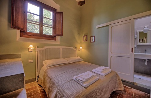 Montespertoli Other | Nice apartment for 2 guests with pool, A/C, WIFI and terrace
