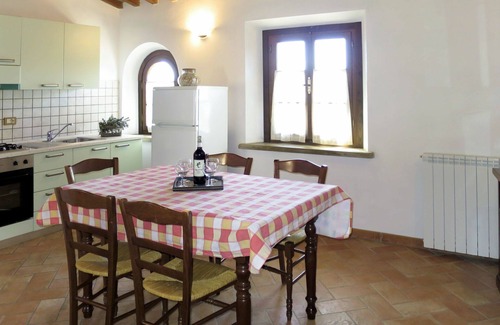 Santa Luce Apartment | Nice apartment for 4 guests with pool, WIFI, TV, patio, pets allowed and parking
