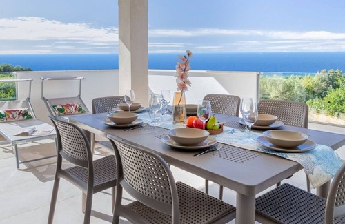 La Muddizza Apartment | Nice apartment for 4 people with A/C, WIFI, TV, terrace, panoramic view and parking