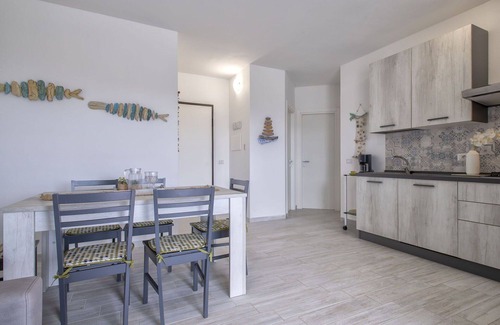 La Muddizza Apartment | Nice apartment for 6 people with WIFI, pool, A/C, TV, patio, pets allowed and parking