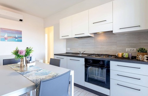 La Muddizza Apartment | Nice apartment for 5 people with A/C, TV, terrace and pets allowed