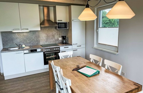 Hechthausen House | Nice apartment in villa for 6 guests with pool, WIFI, TV, terrace, pets allowed and parking