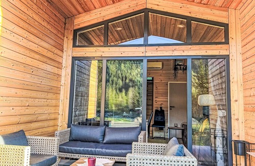 Fischbachau House | Nice apartment in villa for 5 people with A/C, TV, terrace, pets allowed and parking