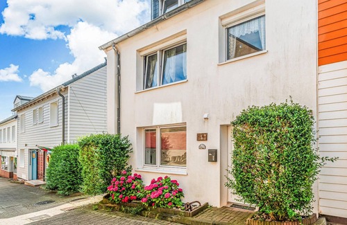 Helgoland Apartment | Nice apartment in Helgoland with WiFi