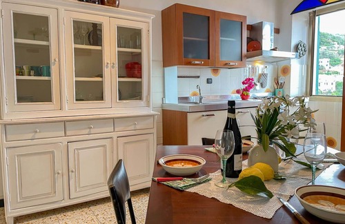 Pietrabruna House | Nice apartment in villa for 6 guests with WIFI, TV and terrace