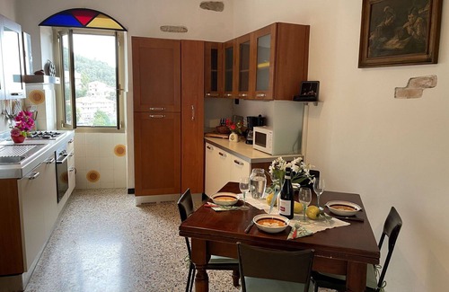 Pietrabruna House | Nice apartment in villa for 6 guests with WIFI, TV and terrace