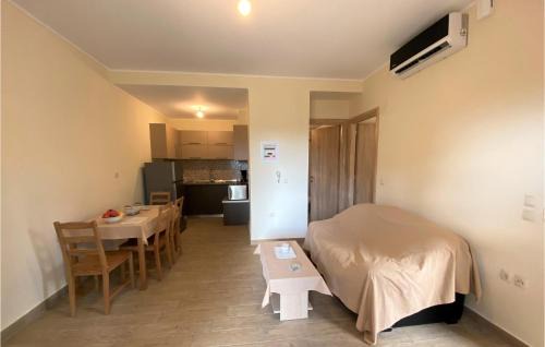 Skaloma Apartment | Nice Apartment In Nafpaktos With Wifi