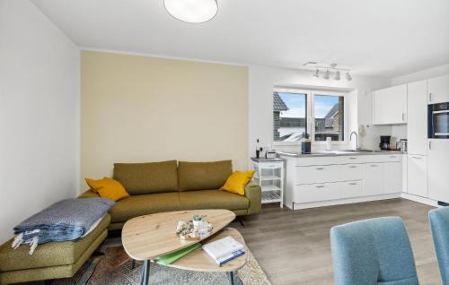 Ovelgonne Apartment | Nice Apartment In Ovelgönne With Sauna