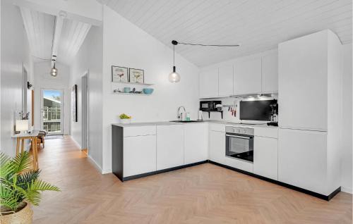 Store Kongsmark Apartment | Nice Apartment In Slagelse With Kitchen