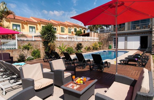Sonnenland House | Nice apartment in villa for 8 guests with private pool, WIFI, TV and patio