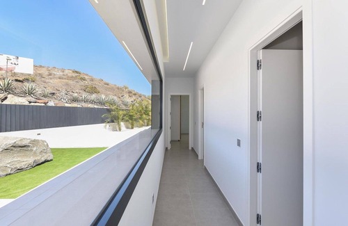 Salobre Villa | Nice apartment in villa for 12 guests with A/C, WIFI, private pool, TV, terrace and pets allowed