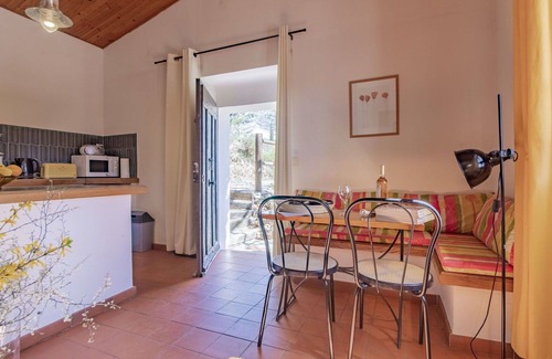 Puimichel Villa | Nice apartment in villa for 2 guests with WIFI, patio, pets allowed, panoramic view and parking