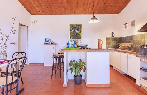 Puimichel Villa | Nice apartment in villa for 4 guests with WIFI, patio, pets allowed, panoramic view and parking