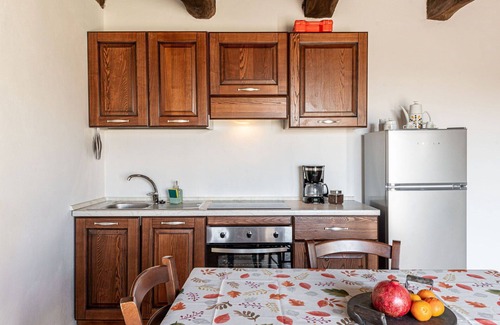 Arcidosso House | Nice apartment in villa for 2 people with patio, pets allowed and panoramic view