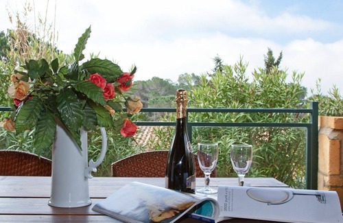 Guardistallo House | Nice apartment in villa for 4 people with pool, terrace, pets allowed and parking