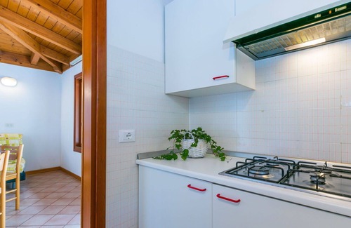 Grado House | Nice apartment in villa for 6 guests with pool, WIFI, terrace, pets allowed and parking