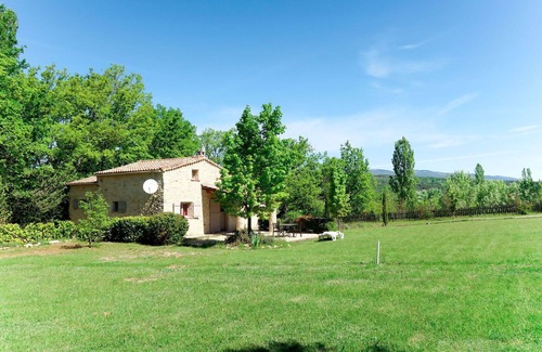 Sigonce Villa | Nice apartment in villa with WIFI, pool, TV, patio, pets allowed and panoramic view
