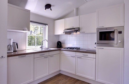 Municipality of Dalfsen House | Nice apartment in villa for 4 people with WIFI, pool, TV and terrace