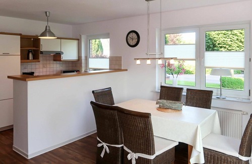 Ditzumerverlaat House | Nice apartment in villa for 8 guests with WIFI, TV, terrace, pets allowed and parking