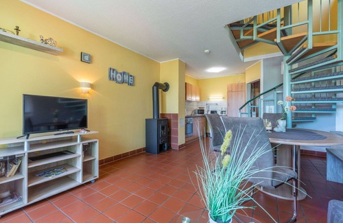 Zandt House | Nice apartment in villa for 6 people with WIFI, TV, terrace, pets allowed and parking