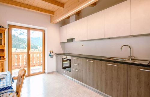 San Giovanni di Fassa Apartment | Nice apartment for 8 people with WIFI, TV, balcony and pets allowed