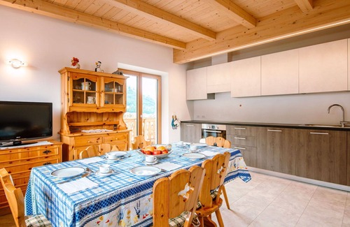 San Giovanni di Fassa Apartment | Nice apartment for 8 people with WIFI, TV, balcony and pets allowed