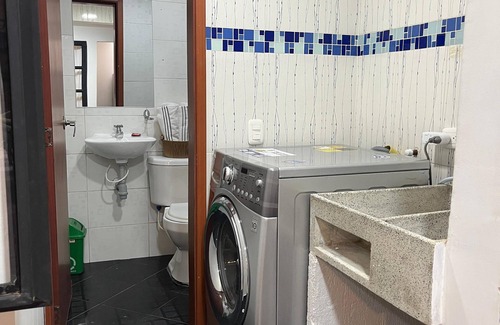 Calle 26 Apartment | NICE APARTMENT NEAR THE AIRPORT