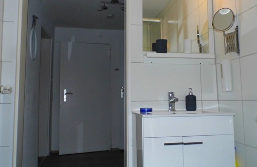 Harleshausen Apartment | Nice apartment on the outskirts