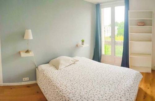Talence Apartment | Nice apartment very bright and quiet, comfortable