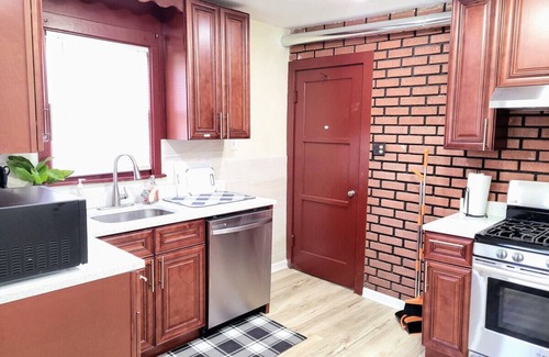 Cheektowaga House | Nice big house with parking, fenced yard