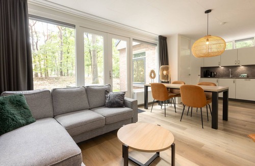 Vlierden House | Nice bungalow in a car-free park