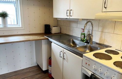 Jarnforsen House | Nice cottage located on a lake plot by Lake Flaten outside Virserum | SE05071