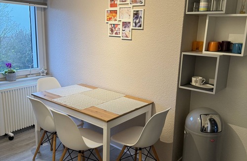 Heidhausen House | Nice holiday/transitional apartment in the south of Essen