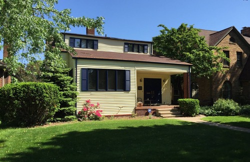 Harters Heights House | Nice Home, Historic Neighborhood, Walk to Campus!