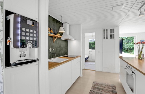 Oster Somarken House | Nice home in Aakirkeby with sauna