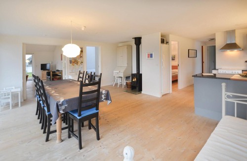 Øer Strand House | Nice home in Ebeltoft with WiFi