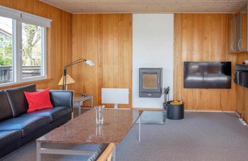 Handrup Strand House | Nice Home In Ebeltoft With 3 Bedrooms And Wifi