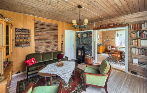 Eikelandsosen House | Nice Home In Eikelandsosen With Wifi