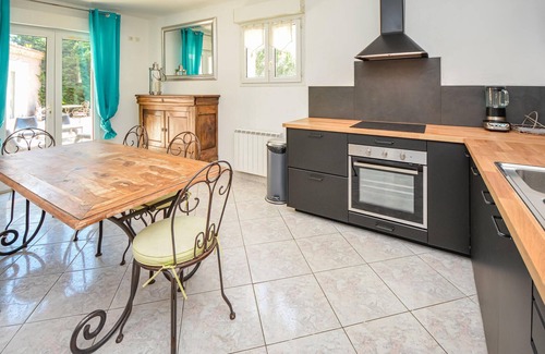 Eyguieres House | Nice home in Eyguieres with WiFi