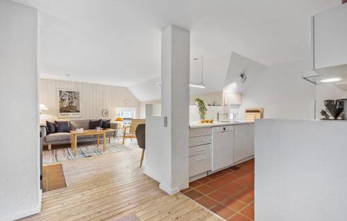 Rindby Strand House | Nice Home In Fanø With Wifi