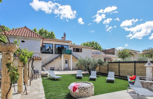 Rochefort-du-Gard House | Nice home in Rochefort-du-Gard