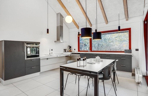 Grena Strand House | Nice home in Grenaa with kitchen