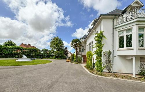 Groffliers House | Nice Home In Groffliers With Wifi