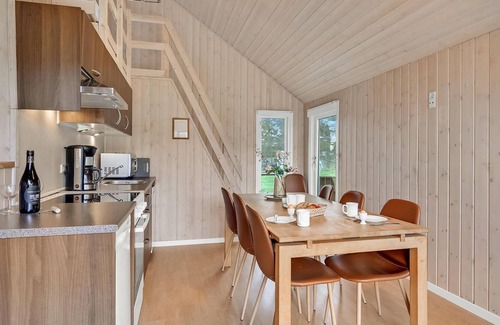 Hanstholm House | Nice home in Hanstholm with kitchen