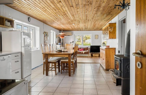 Harboore House | Nice home in Harboøre with WiFi
